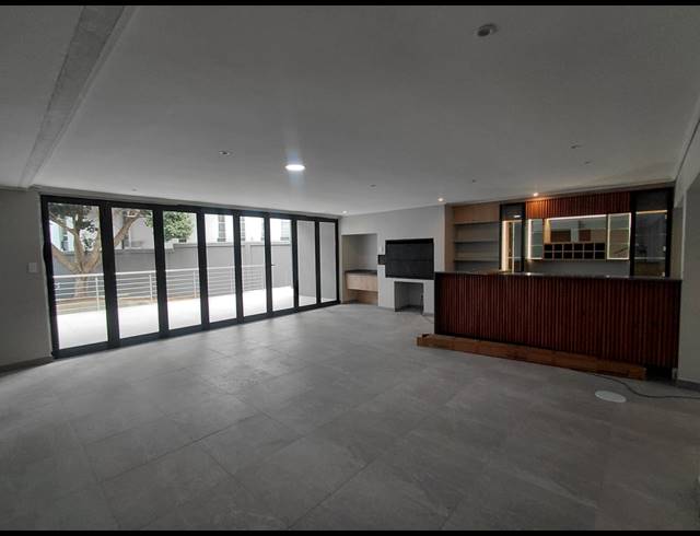 5 BEDROOM FREESTANDING FOR SALE IN BENDOR